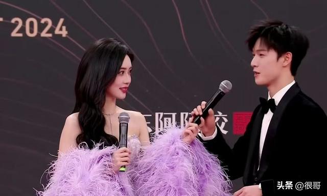 星光大赏主持对比,管乐遭吐槽,孙乐言获好评